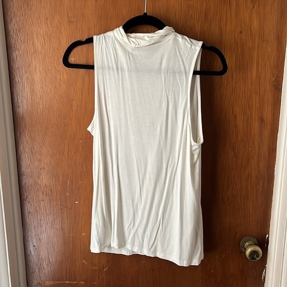 H&M White Tank Top, Large - Picture 2 of 2